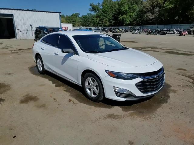 2019 Chevrolet Malibu - Image 13