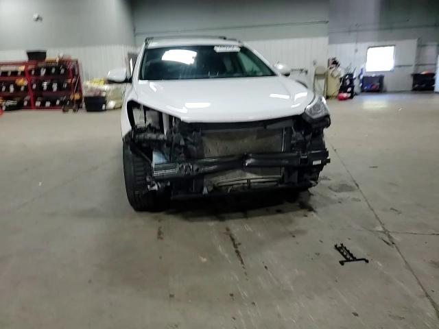 2013 Hyundai Santa Fe - Image 12