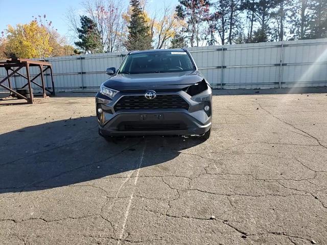 2020 Toyota Rav4 Xle VIN: 2T3P1RFVXLW119614 Lot: 77139364