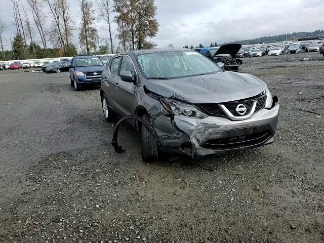 2017 Nissan Rogue - Image 11