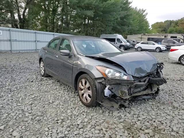 2010 Honda Accord - Image 11