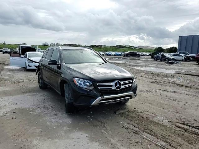 2017 Mercedes-Benz Glc 300 4Matic VIN: WDC0G4KB5HV005835 Lot: 77297374