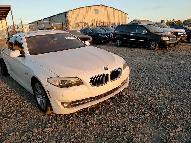 2013 BMW 5er - Image 13