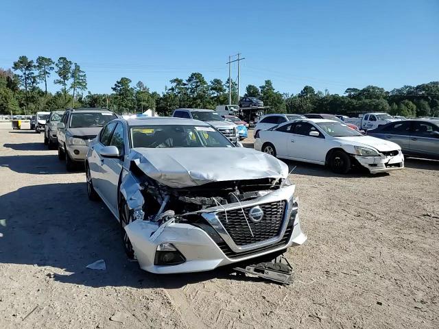 1N4BL4DV3KN303332 2019 Nissan Altima Sv