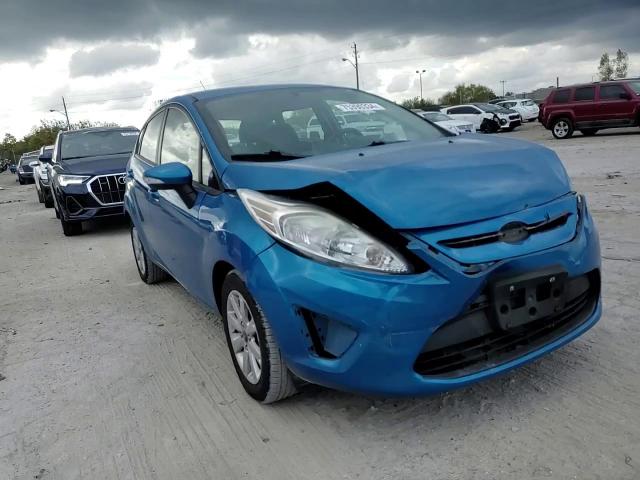 2013 Ford Fiesta Se VIN: 3FADP4EJ8DM118487 Lot: 75390334