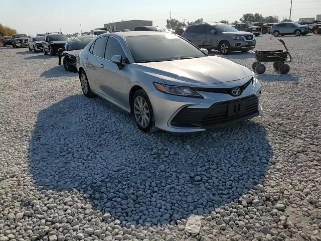 4T1C11AK7MU599876 2021 Toyota Camry Le