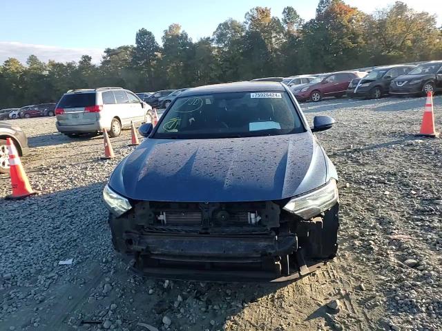 2021 Volkswagen Jetta - Image 10