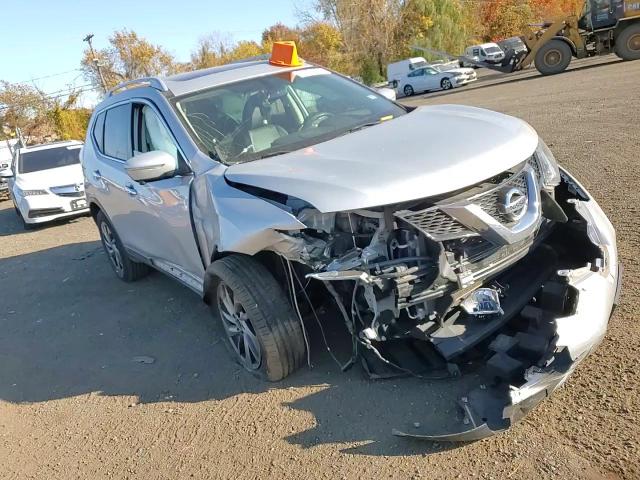 2015 Nissan Rogue - Image 12