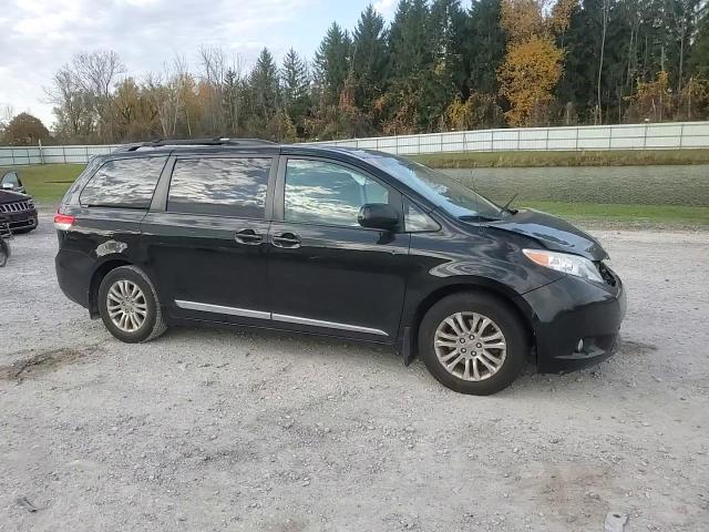 2012 Toyota Sienna Xle VIN: 5TDYK3DC8CS225481 Lot: 77349214