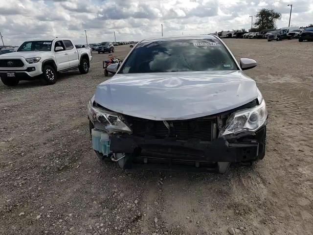 2014 Toyota Camry - Image 11