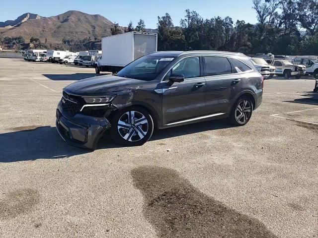 2023 Kia Sorento - Image 12