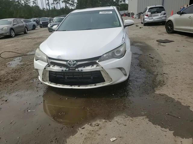 2015 Toyota Camry - Image 13