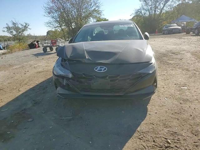 2023 Hyundai Elantra - Image 11