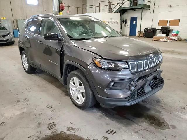 2022 Jeep Compass Latitude VIN: 3C4NJDBB4NT120757 Lot: 75065314