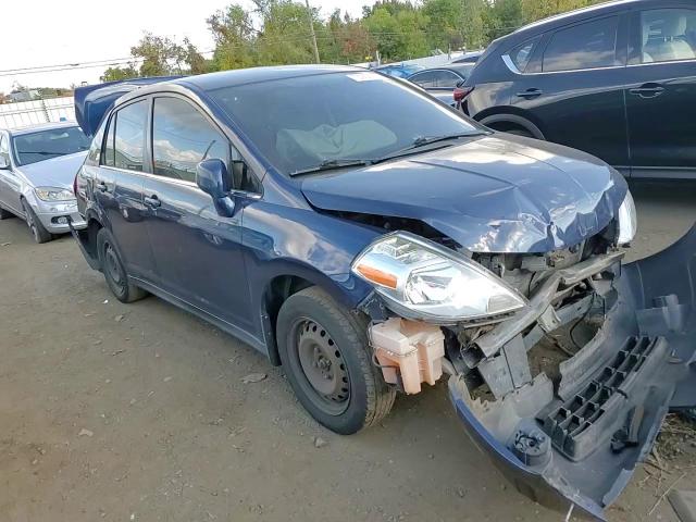 2009 Nissan Versa S VIN: 3N1BC11E39L364352 Lot: 73952794