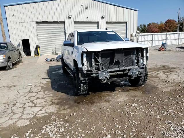 2017 Chevrolet Silverado - Image 14