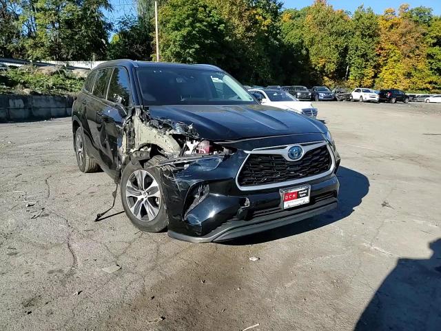 5TDGBRCH8MS531173 2021 Toyota Highlander Hybrid Xle