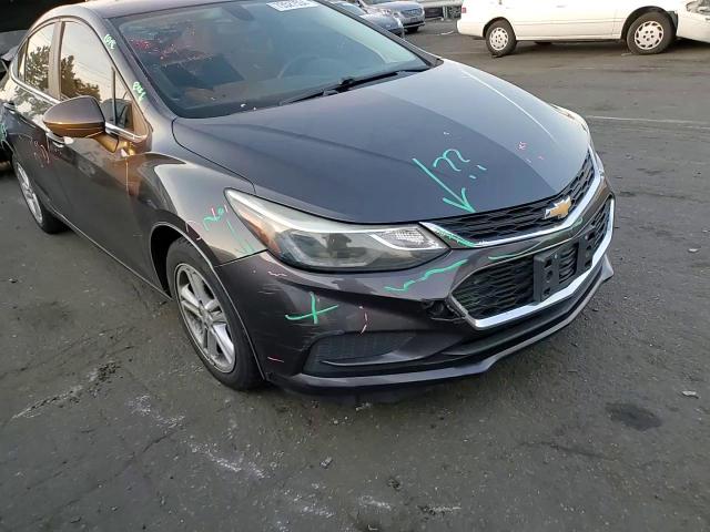 2016 Chevrolet Cruze - Image 10