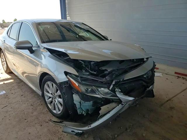 2018 Toyota Camry L VIN: 4T1B11HK3JU002235 Lot: 74794594