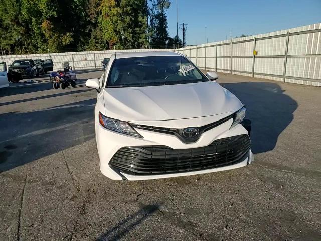 2020 Toyota Camry Le VIN: 4T1C11AK2LU979500 Lot: 76626334