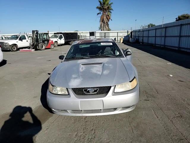 2000 Ford Mustang VIN: 1FAFP4043YF195073 Lot: 75708004