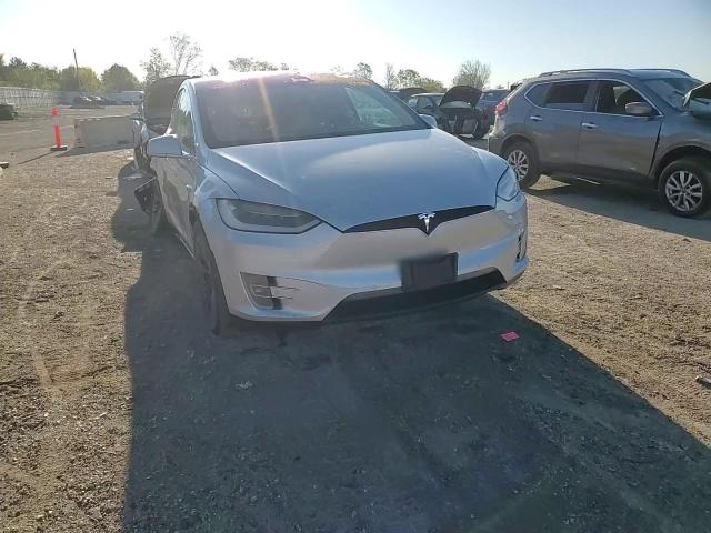 2018 Tesla Model X VIN: 5YJXCDE27JF101918 Lot: 74684064