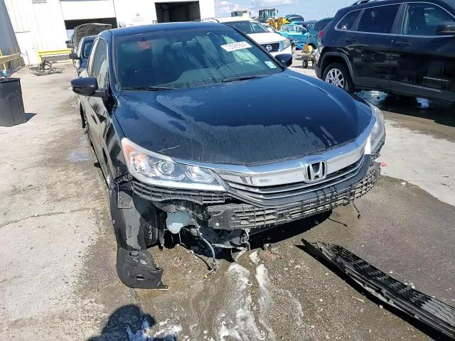 1HGCR2F54HA165266 2017 Honda Accord Sport