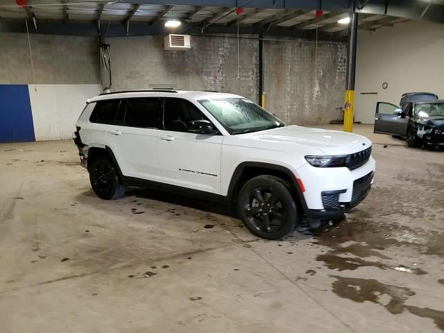 1C4RJKAGXP8743675 2023 Jeep Grand Cherokee L Laredo