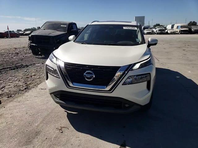 2021 Nissan Rogue - Image 12