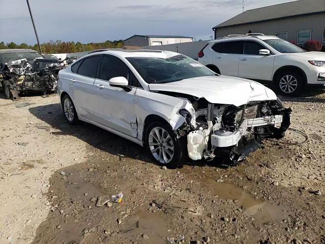 2020 Ford Fusion - Image 14