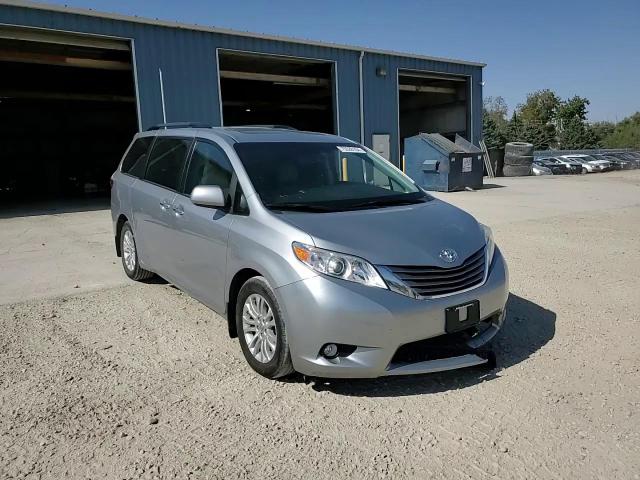 2015 Toyota Sienna Xle VIN: 5TDYK3DC3FS666553 Lot: 75528164