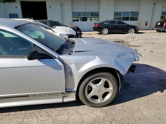 2001 Ford Mustang VIN: 1FAFP40421F226142 Lot: 74702324