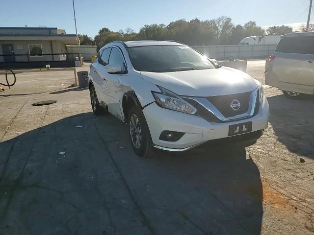 2015 Nissan Murano - Image 12