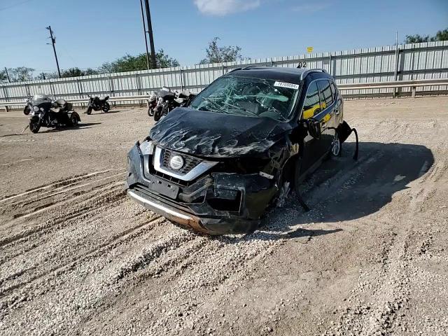 2018 Nissan Rogue - Image 12