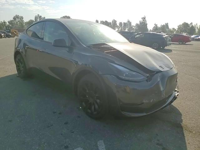 2024 Tesla Model Y VIN: 7SAYGDEE5RF082416 Lot: 73749814