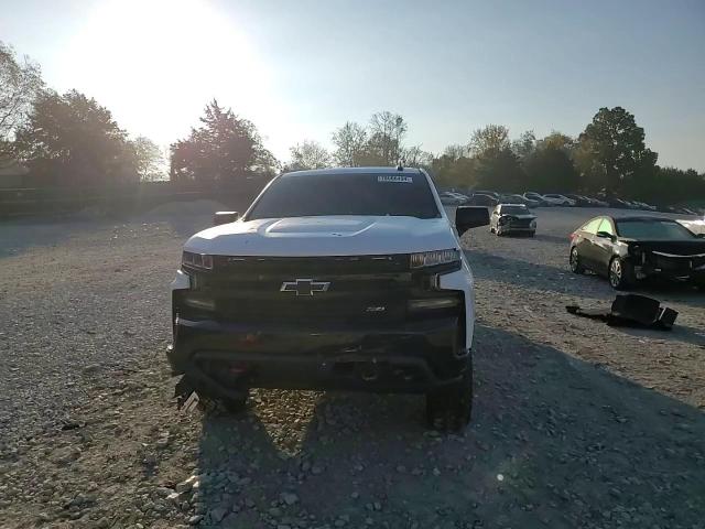 2020 Chevrolet Silverado - Image 11