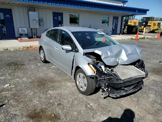 2017 Kia Forte Lx VIN: 3KPFK4A74HE140899 Lot: 73684124