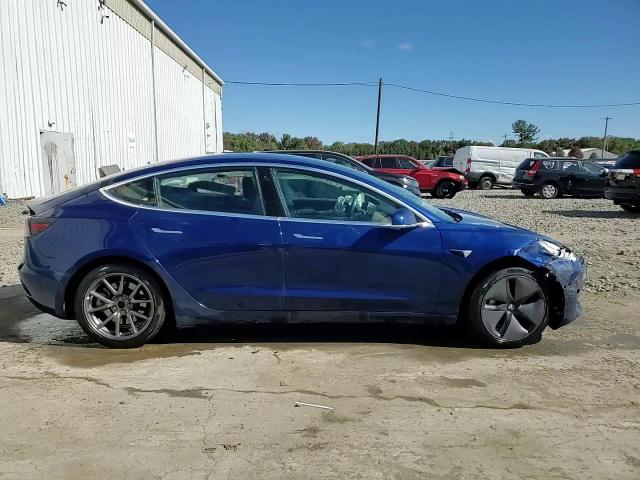 2018 Tesla Model 3 VIN: 5YJ3E1EAXJF124821 Lot: 75454924