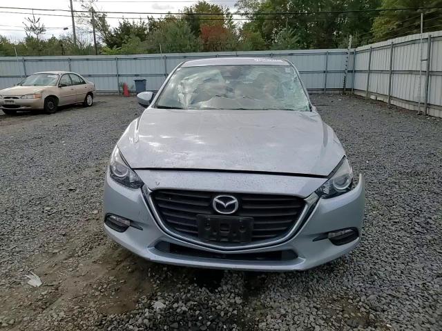 2018 Mazda 3 - Image 12