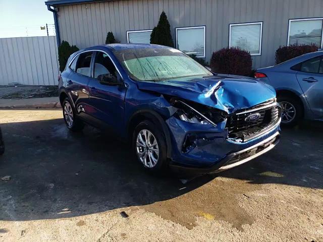 2023 Ford Escape - Image 14