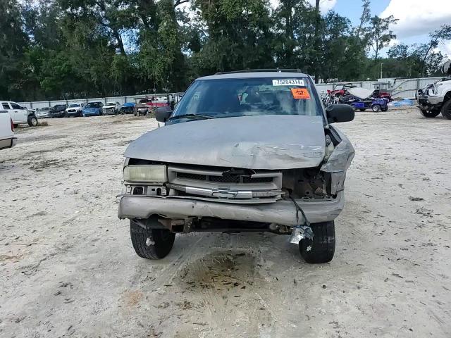 2004 Chevrolet Blazer VIN: 1GNCS18XX4K112546 Lot: 75204314