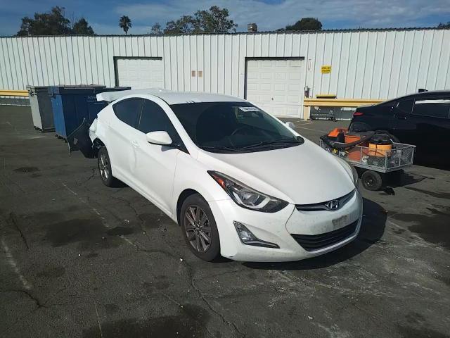 5NPDH4AEXGH780341 2016 Hyundai Elantra Se