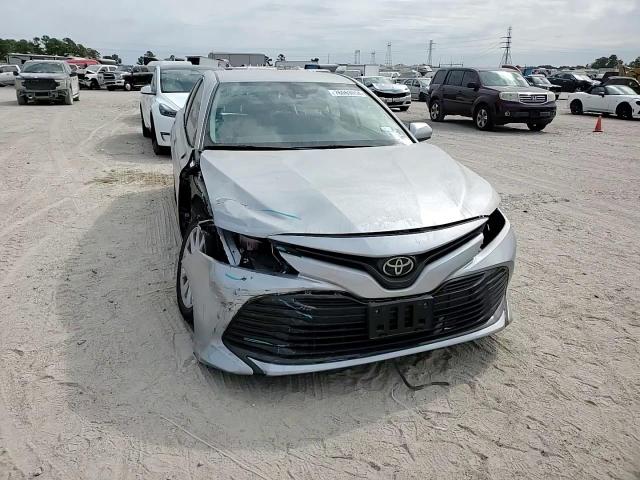 2020 Toyota Camry - Image 11
