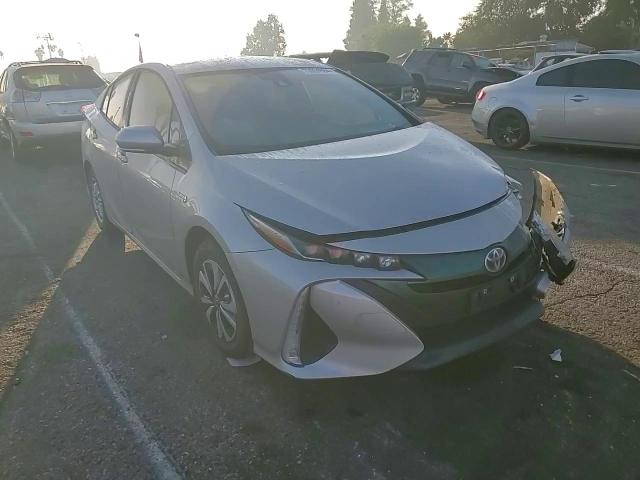 JTDKARFP4K3111487 2019 Toyota Prius Prime