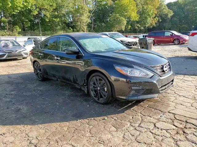 2018 Nissan Altima - Image 13