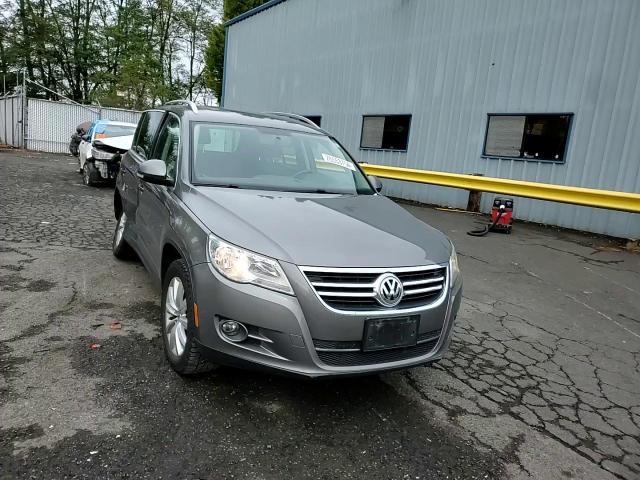 2011 Volkswagen Tiguan S VIN: WVGAV7AX2BW546367 Lot: 76553754