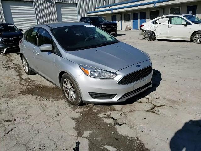 2018 Ford Focus Se VIN: 1FADP3K29JL326351 Lot: 75094054