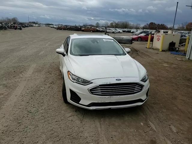 2020 Ford Fusion - Image 13