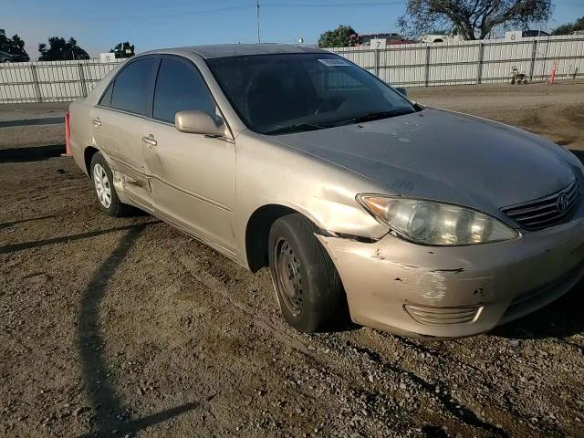 2005 Toyota Camry Le VIN: 4T1BE32K65U403728 Lot: 78986864