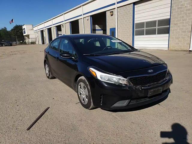 2017 Kia Forte - Image 11